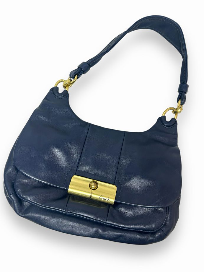 COACH VINTAGE SHOULDER BAG