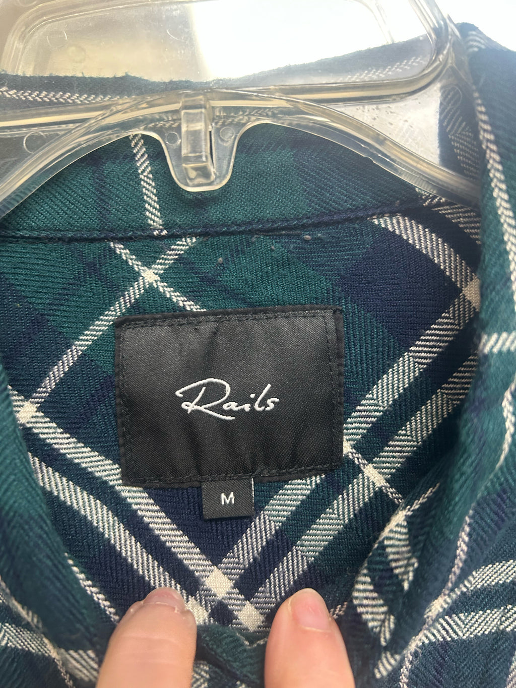 RAILS HUNTER FLANNEL SHIRT IN FOREST NAVY BUTTON UP SIZE MEDIUM