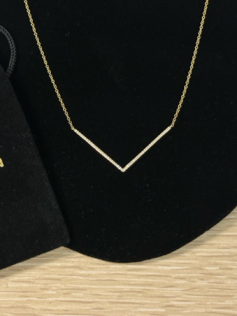 EFC 14K DIAMOND PAVE CHEVRON NECKLACE