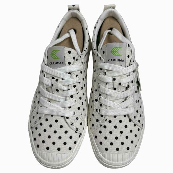 CARIUMA NWOB! OCA LOW CANVAS WHITE/BLACK SNEAKER SIZE 8