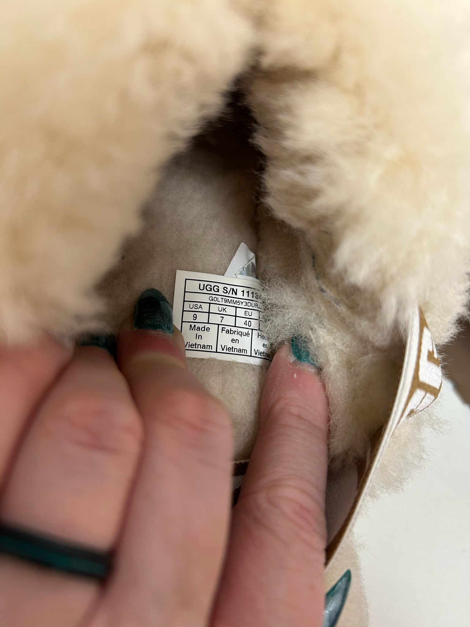 UGG AUSTRALIA FUNKETTE PLATFORM SOLE SLIPPERS CHESTNUT SIZE 9