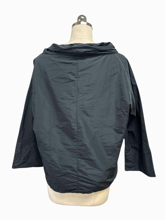 KOZAN FUNNEL NECK CRINKLE BLACK BOXY TOP SIZE S