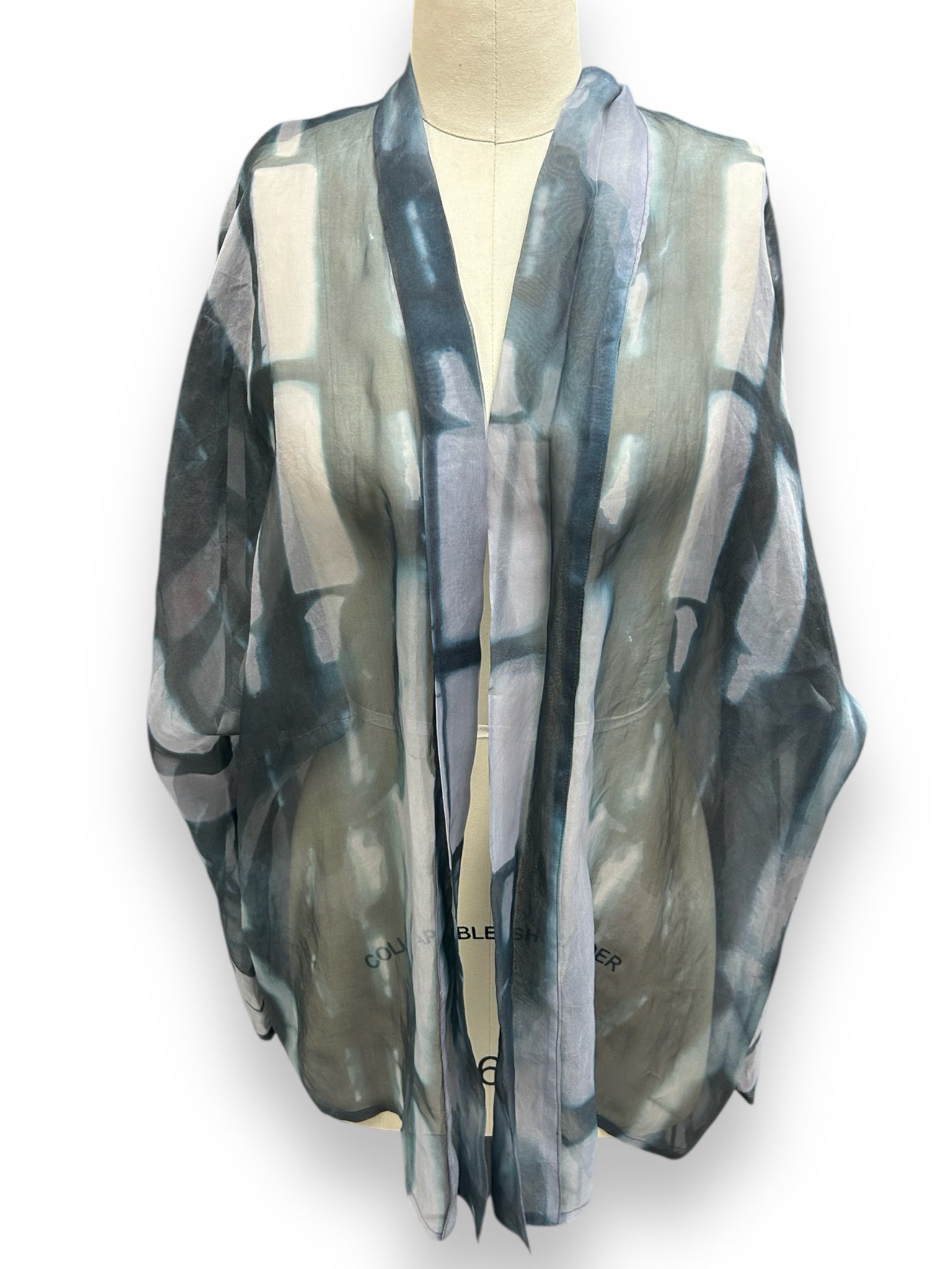 HULDA BRIDGEMAN ART TO WEAR OPEN SHRUG GRAY SIZE MEDIUM