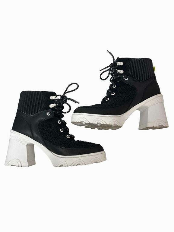 SORELBREX HEEL COZY BOOTIES SIZE: 10.5