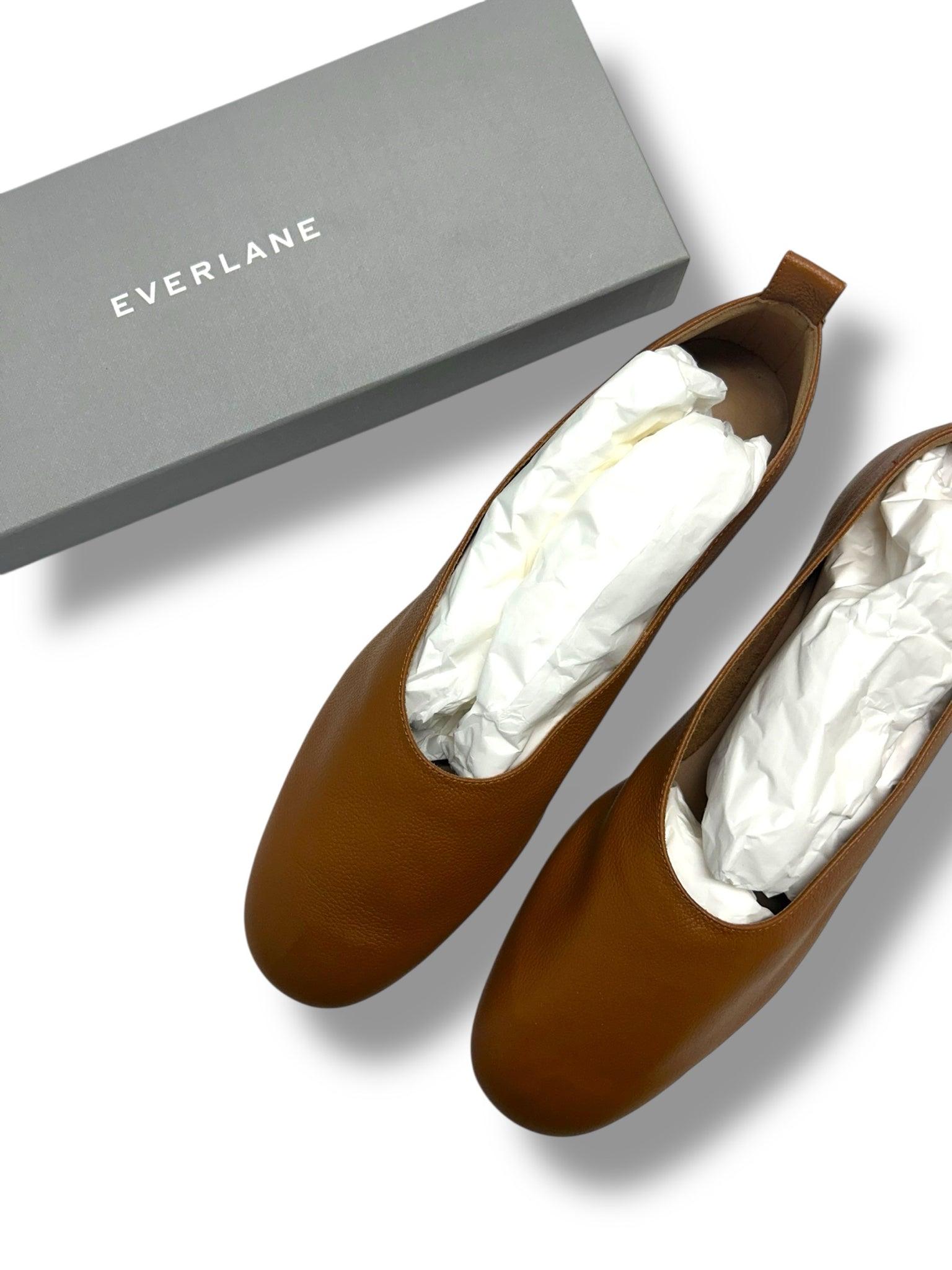 NIB EVERLANE THE ITALIAN LEATHER DAY GLOVE FLATS TOASTED ALMOND SIZE 11 - WEARHOUSE  CONSIGNMENT
