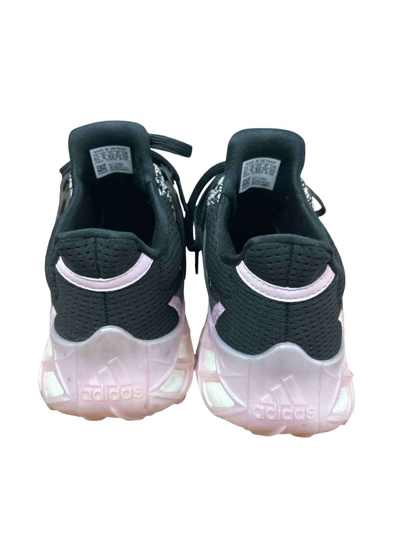 ADIDAS ULTRABOOST WEB DNA SNEAKER SIZE: 9.5