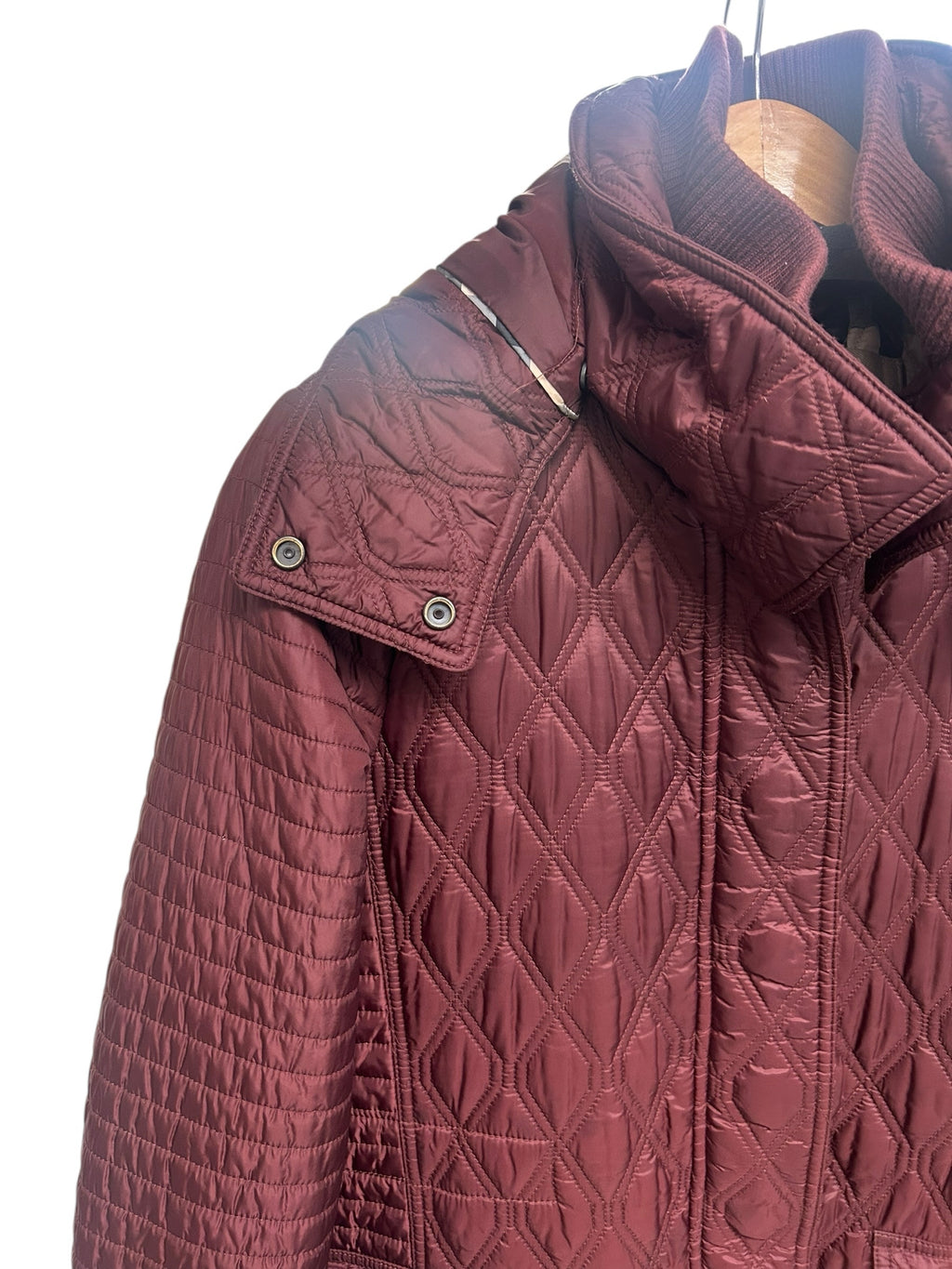 BURBERRY BRIT QUILTED BURGUNDY FINSBRIDGE BAUGHTON HOODED JACKET SIZE L