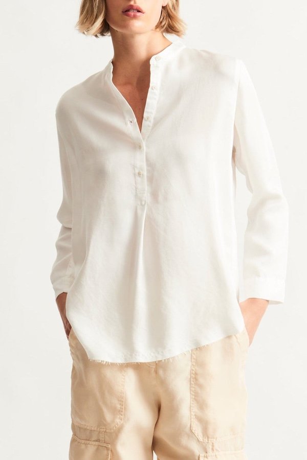 RAQUEL ALLEGRA PERFECT HENLEY BLOUSE WASHED WHITE SIZE: 0