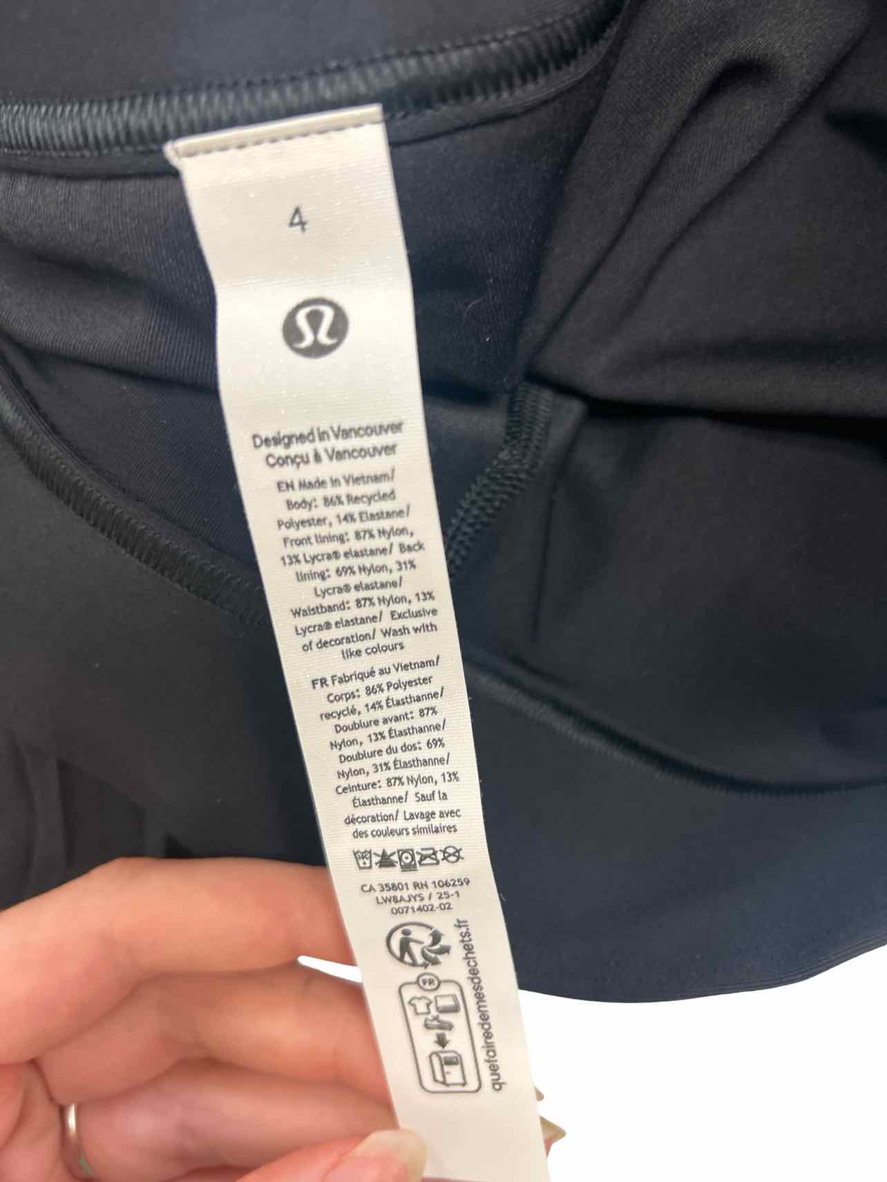 LULULEMON  NWT VARSITY HR PLEATED TENNIS SKIRT SIZE: 4