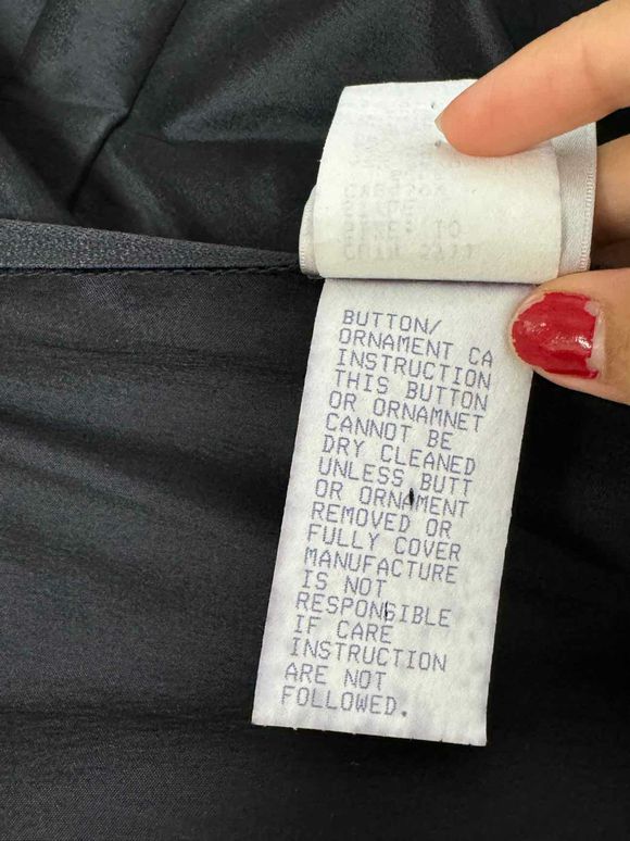 TADASHI PLEATED LAYERED TAFFETA VNECK BLACK TOP SZ 10