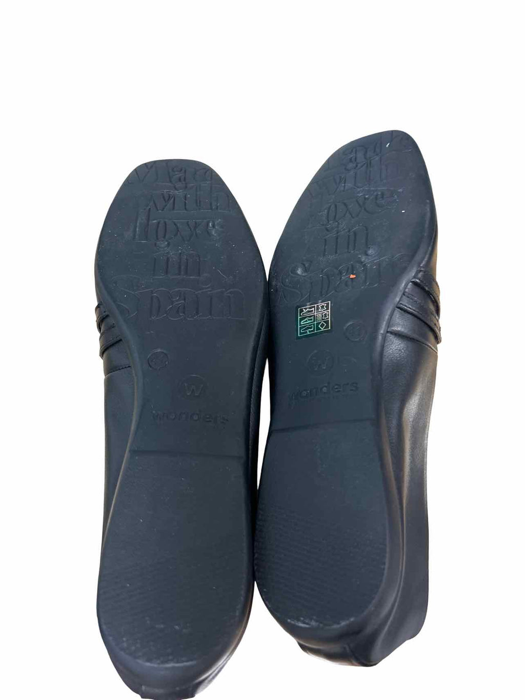 WONDER ASYMMETRIC DOUBLE STRAP LEATHER FLATS SIZE: 41
