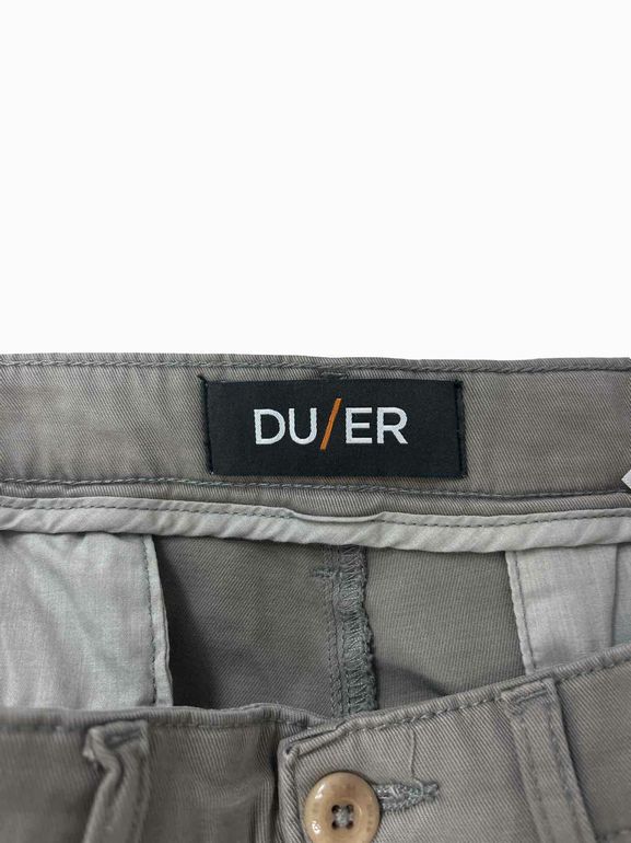 DUER RELAXED FIT SHORTS SIZE: 32