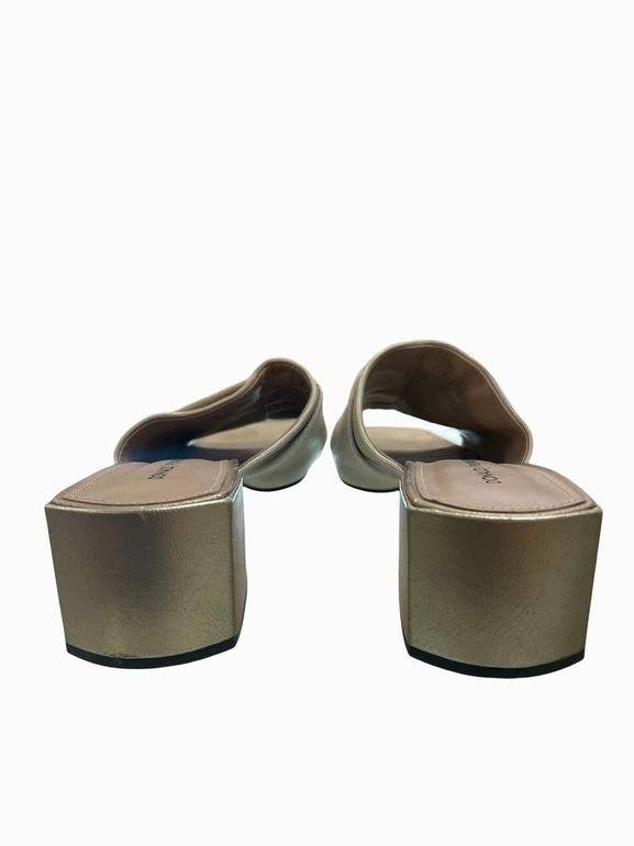DONALD PLINER BRIT EASY METALLIC GOLD MESH SANDALS SIZE: 11