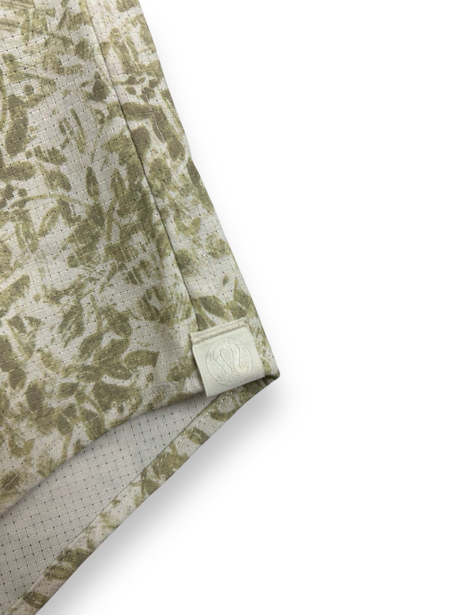 LULULEMON MEN'S AIRING EASY SHIRT CREAM GREEN FLORAL PRINT SIZE MEDIUM