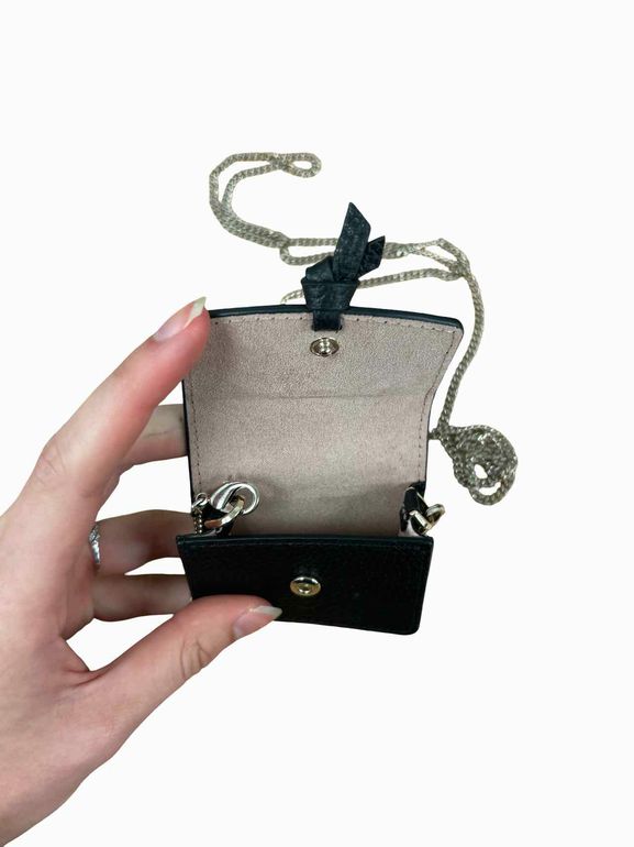 KATE SPADE KNOTT LEATHER AIRPOD PRO CASE