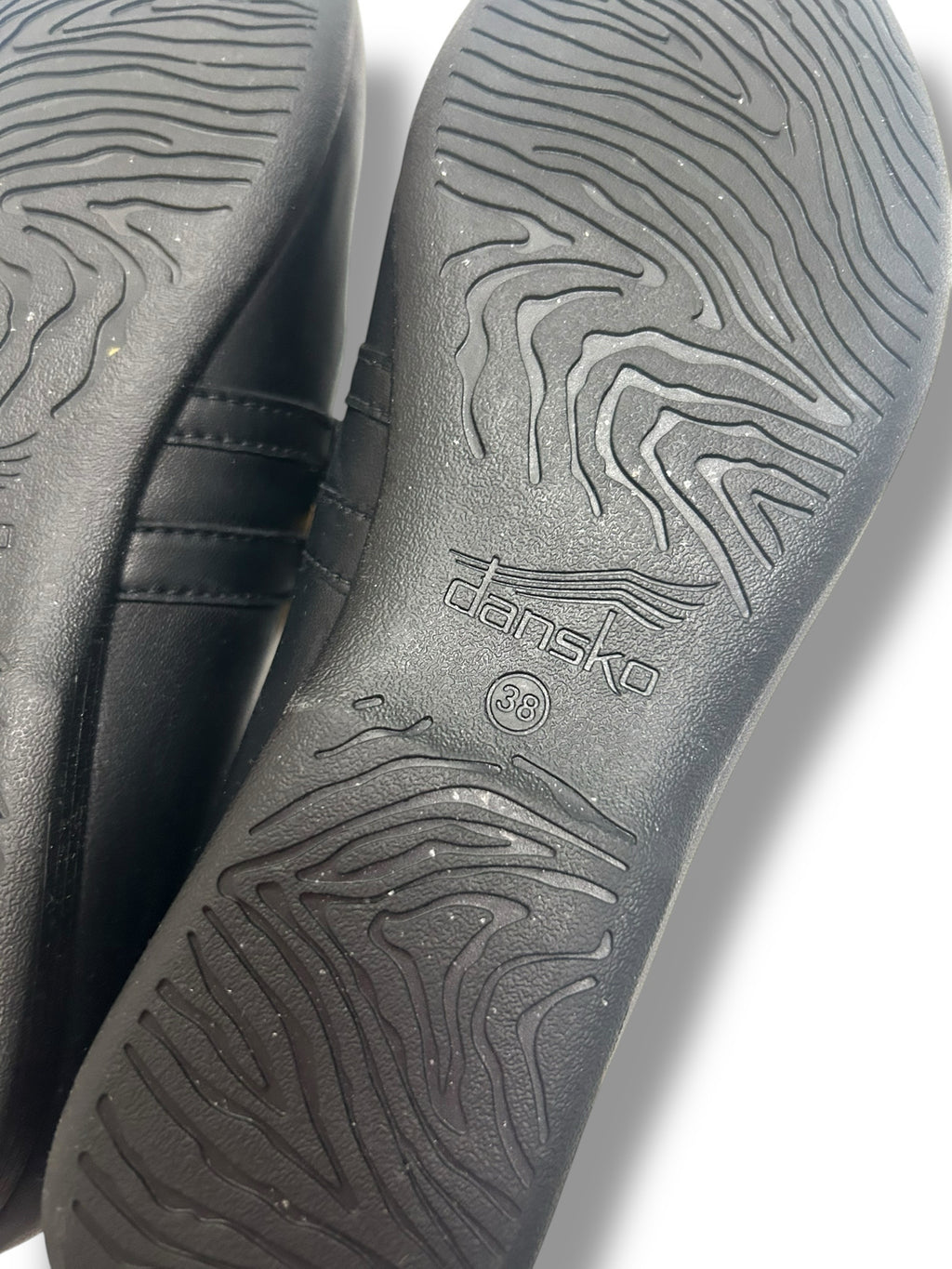 DANSKO LEEZA WITH BOX NAPPA BALLERINA BLACK LEATHER FLATS SIZE 38 US 8