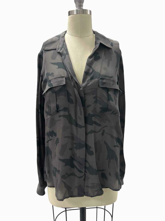 L'AGENCE  NWT SILK SAFARI CAMO PRINT SIZE: L
