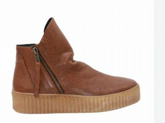 ERIC MICHAEL ZELDA ZIP LEATHER ANKLE BOOT SIZE 6.5