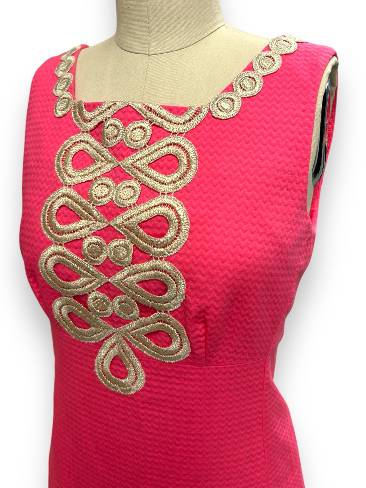 LILLY PULITZER ADELSON EMBROIDERED PINK GOLD SHIFT DRESS SIZE 6