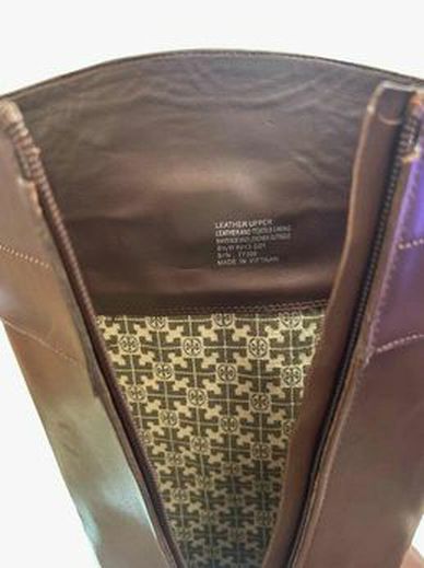 TORY BURCH  NWOB TORY BURCH KNEE HIGH LEATHER RIDING BOOTS SIZE: 8.5