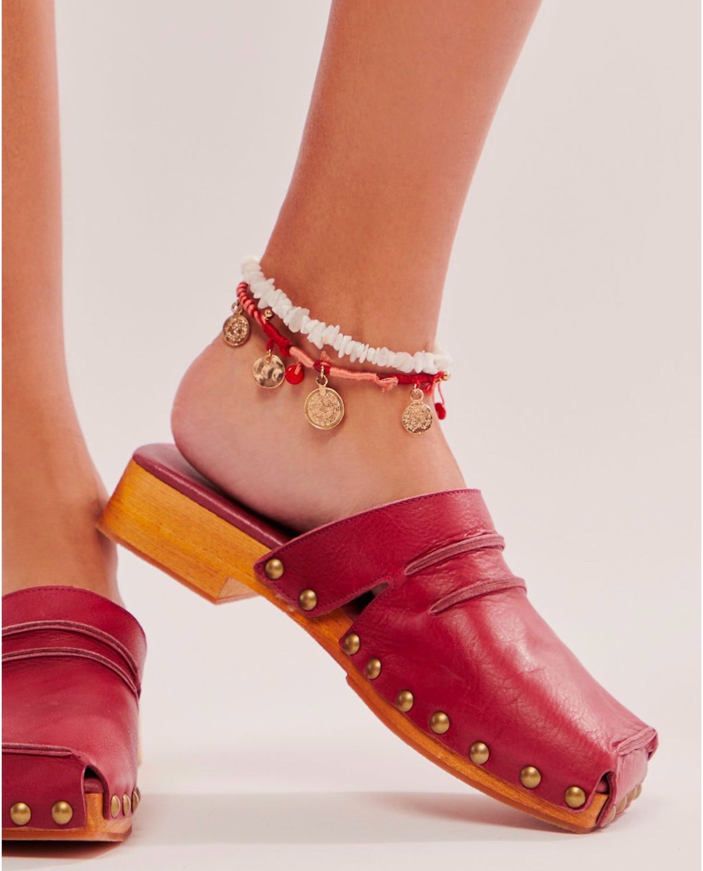 FREE PEOPLE IVY STUDDED RED LEATHER SQUARE TOE  MULES SIZE 10