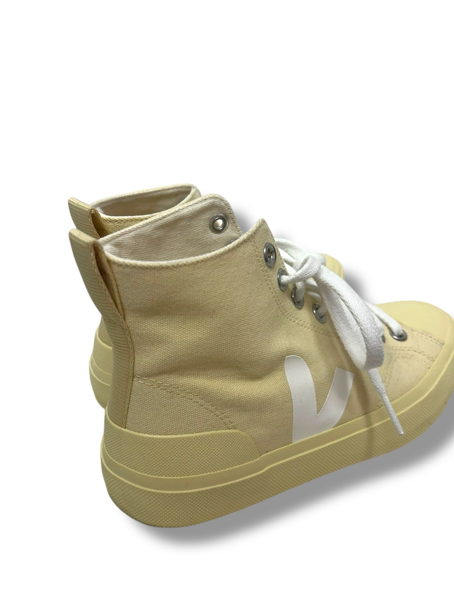 VEJA WATTA II CANVAS HIGH TOP BUTTER YELLOW SNEAKERS SIZE 7