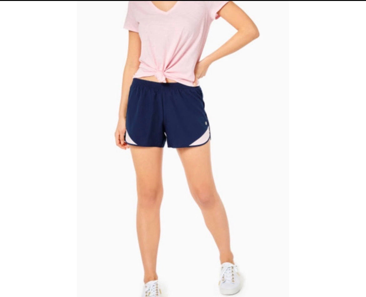 NWT LILLY PULITZER LUXETEC LOW TIDE OCEAN TRAIL RUNNING SHORTS SIZE LARGE