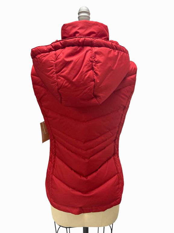 MICHAEL KORS DOWN HOODED VEST IN CHILI RED SIZE: XS