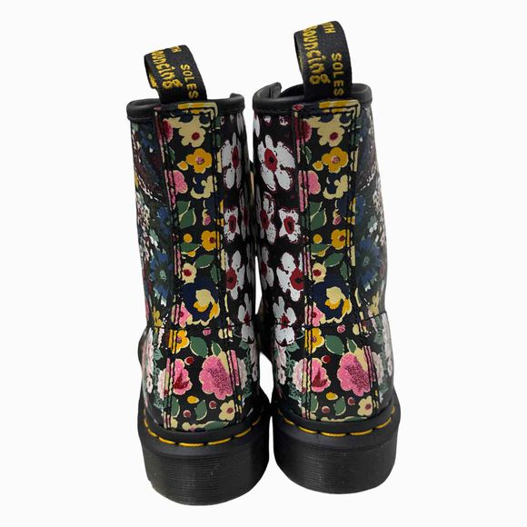 DR MARTENS NIB! PASCAL BLACK FLORAL MASH UP BOOTS SIZE 7