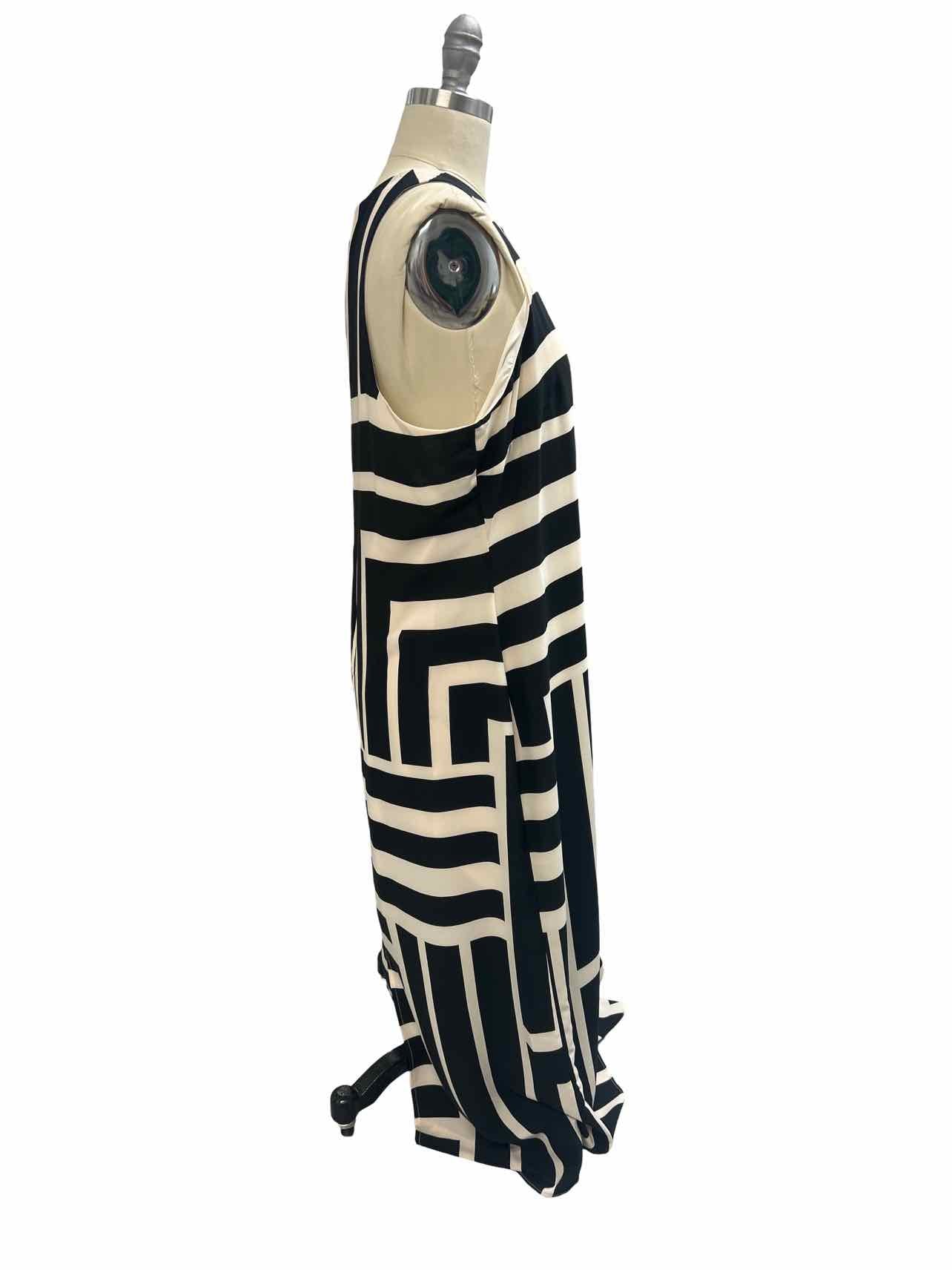 DONNA MORGAN ABSTRACT PRINT SLVLS MAXI DRESS SIZE: M