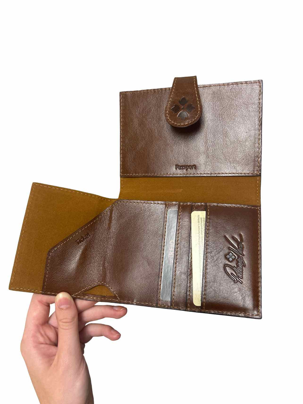 PATRICIA NASH  "PATRICIA'S CLOSET" PRINT PASSPORT/LUGGAGE TAG SET