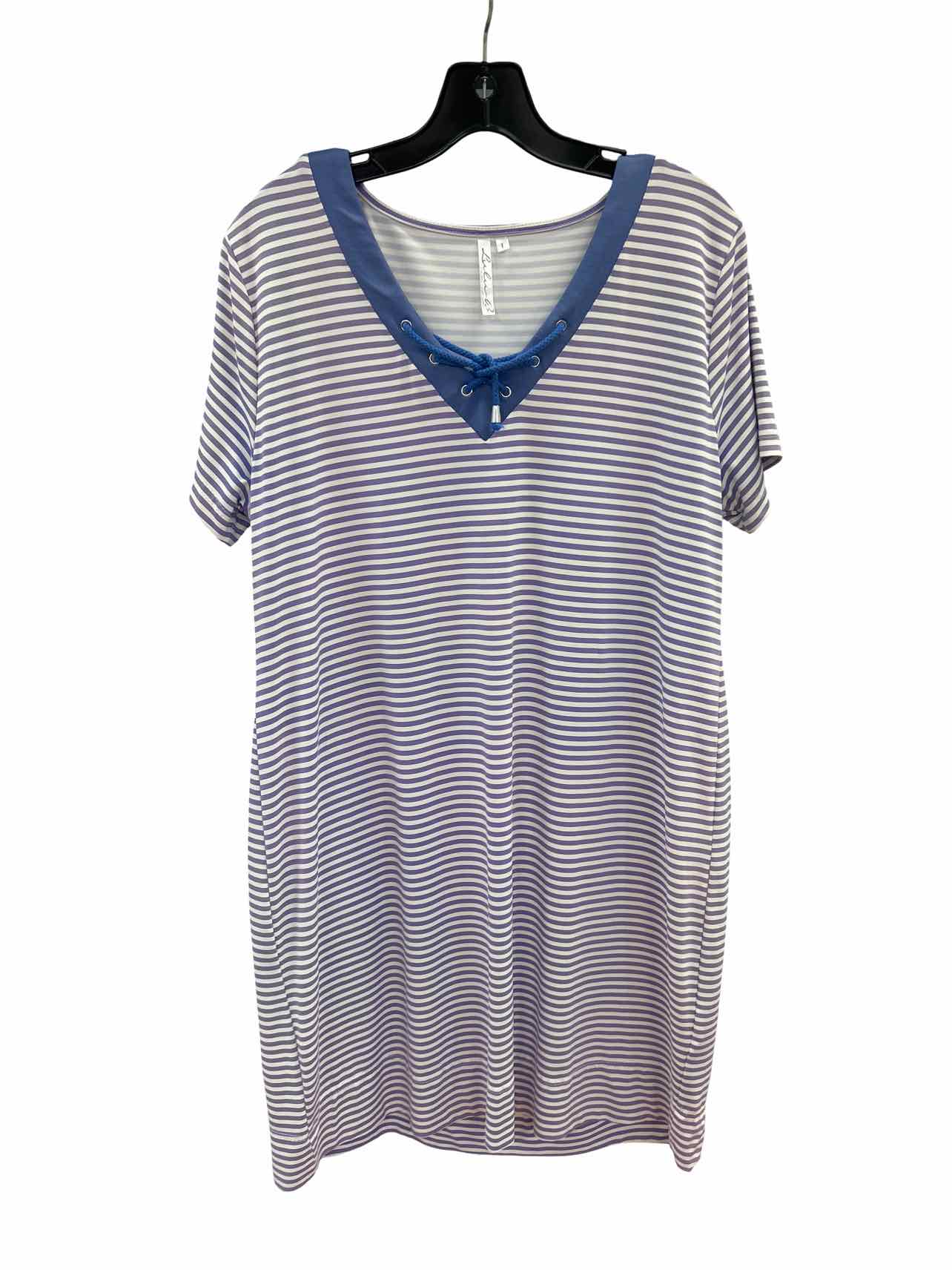 LILLA P SS V-NECK LACE-UP DRESS SIZE: L