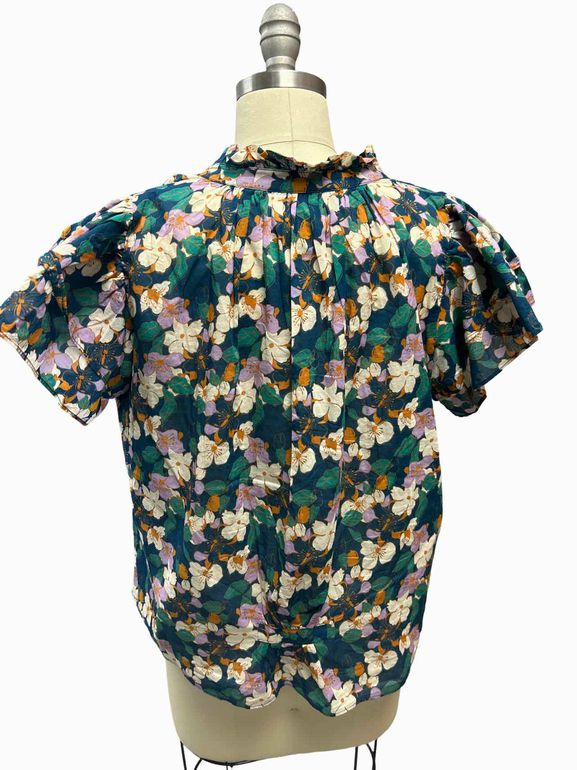 TROVATA BIRDS OF PARADISE CLOVER FLUTTER SLEEVE BLOUSE SIZE: S