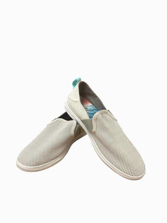 OLUKAI HALE'IWA SLIP ON TAUPE 10