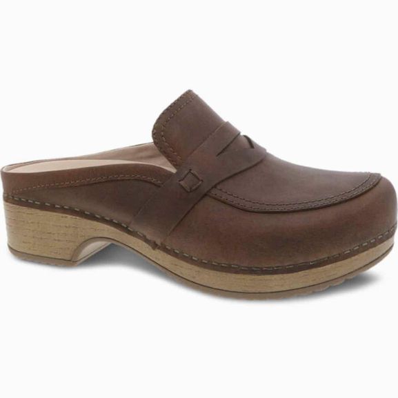 DANSKO BEL OILED LOAFER CLOG SIZE: 8