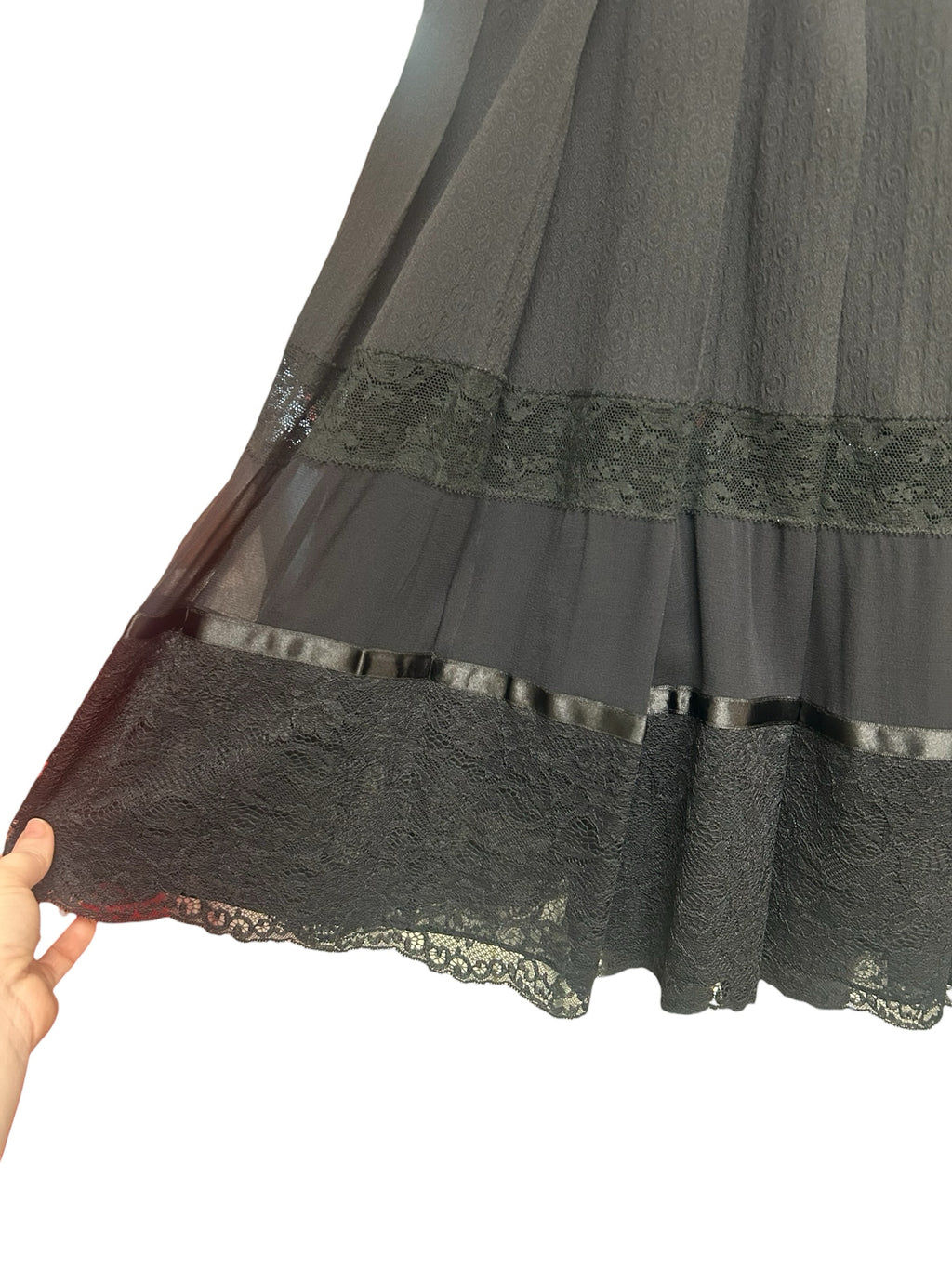 DOLCE & GABBANA BLACK PLEATED LACE MIDI SKIRT SIZE IT 46 US SMALL