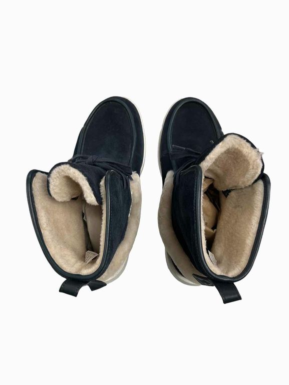 FITFLOP NYSA SUEDE SHEARLING CHUKKA BOOT SIZE: 9