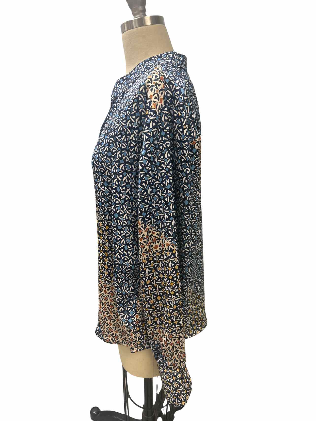 NIC+ZOE MONOGRAM MIX PRINT BLOUSE SIZE: XL