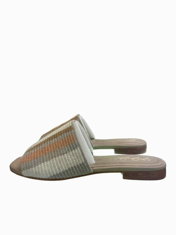 KAANAS BRONTE SLIDES SIZE: 7