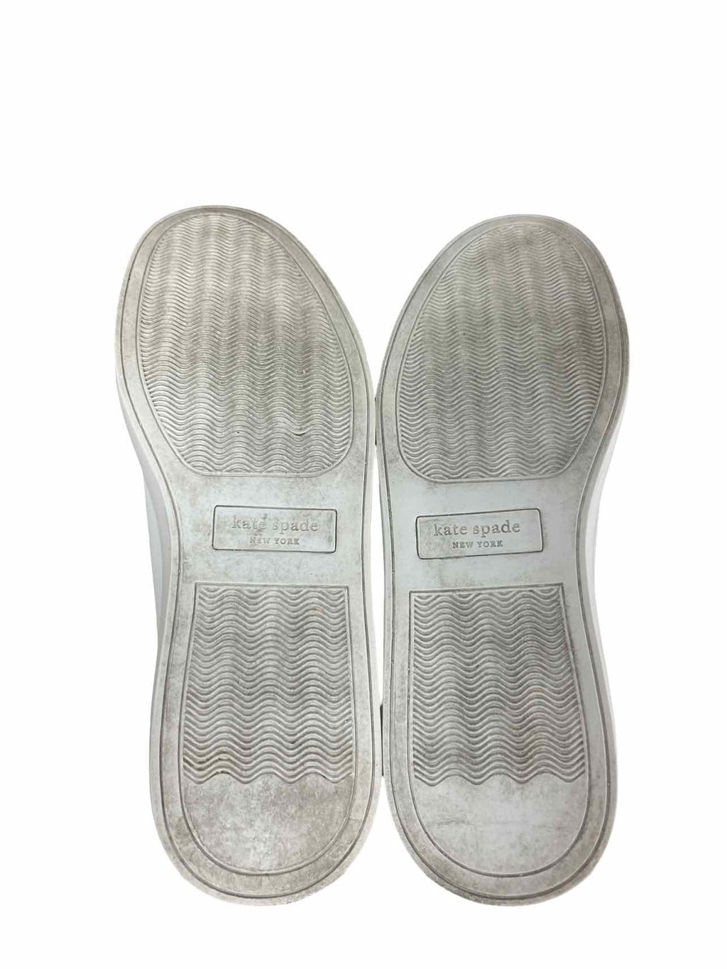 KATE SPADE FEZ SPADE LOGO LEATHER SNEAKER SIZE: 7.5