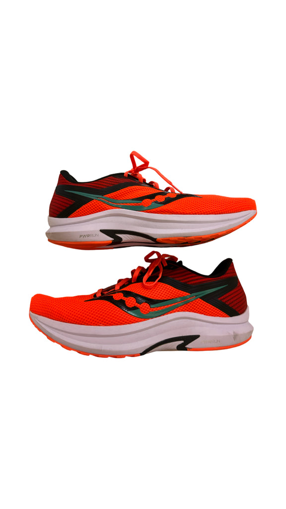 MENS SAUCONY AXON RUNNING SHOES IN NEON ORANGE SIZE 14