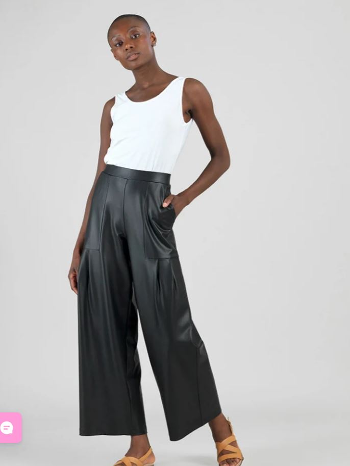 CIARA SUN WOO LIQUID LEATHER WIDE LEG PANT WITH PLEATED POCKETS SIZE SMALL - WEARHOUSE  CONSIGNMENT