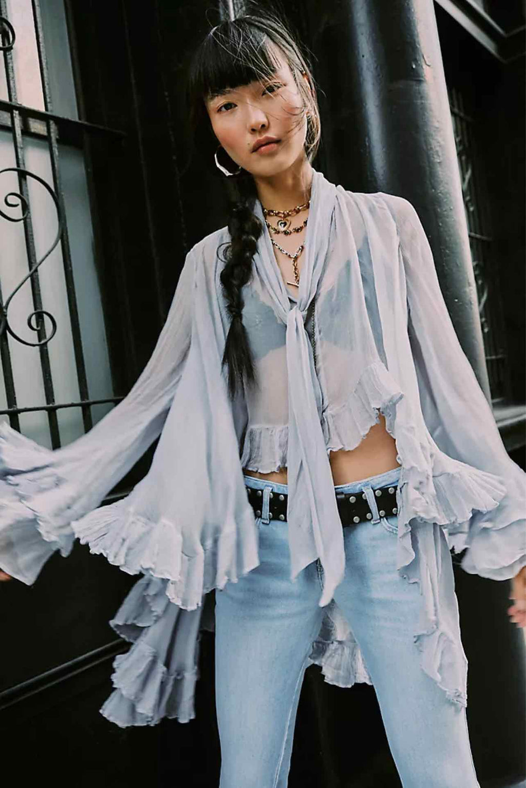 FREE PEOPLE  FULL SLEEVE FRILL TOP SIZE: S