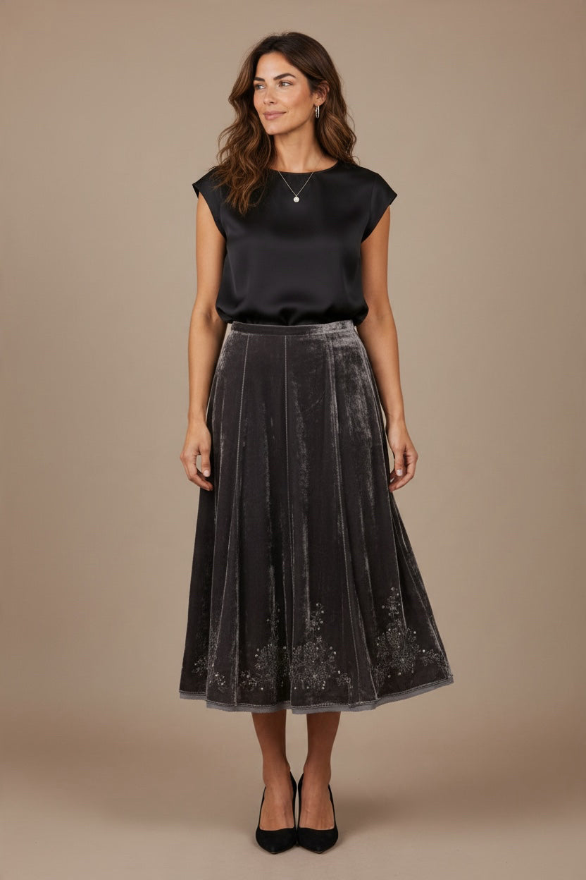 NWT GERARD DAREL CRUSHED VELVET SILK LINED BEADED GRAY MIDI SKIRT SIZE 38 US XS