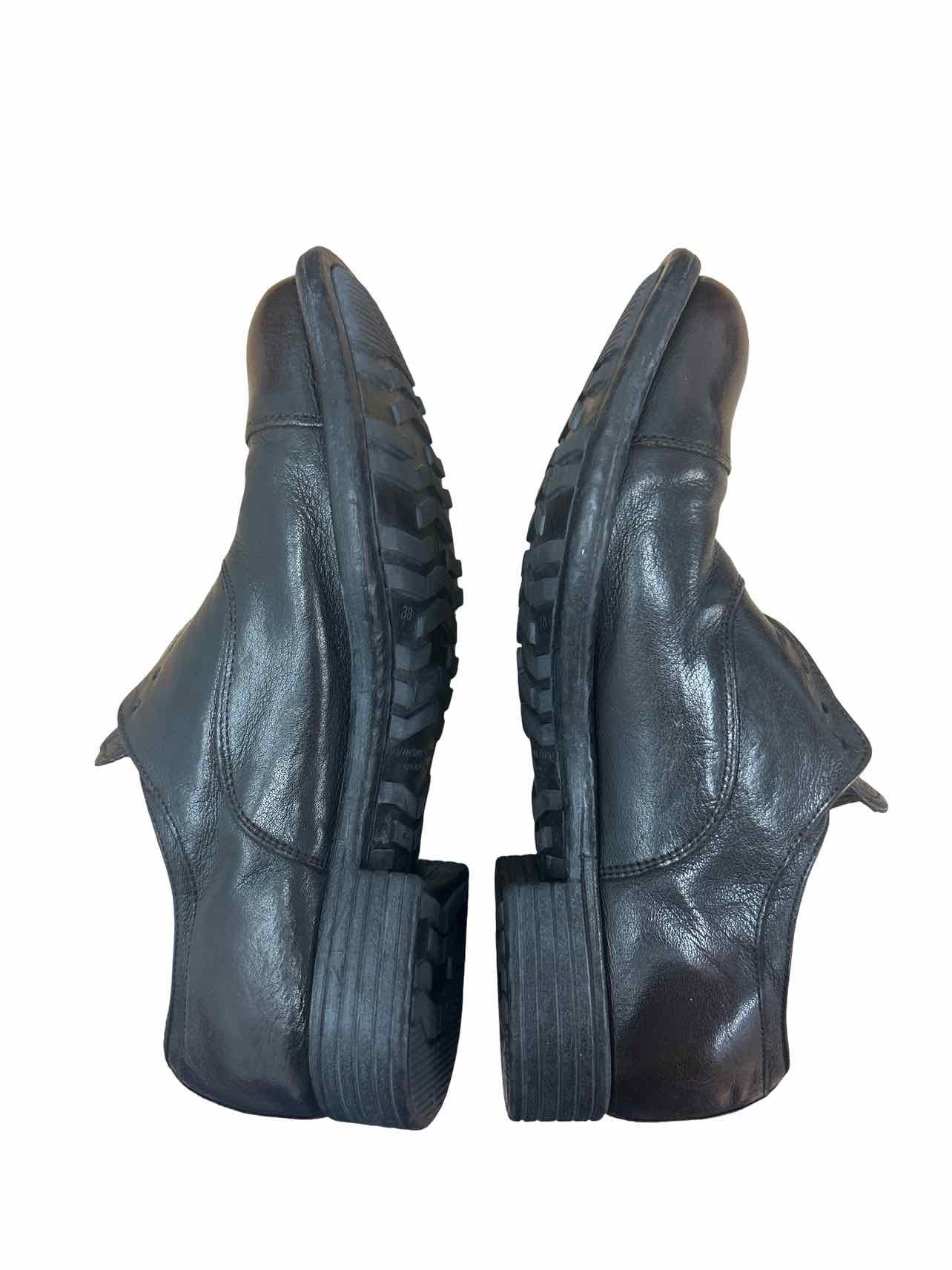 OFFICINE CREATIVE SLIP ON CAP TOE OXFORD SIZE: 38