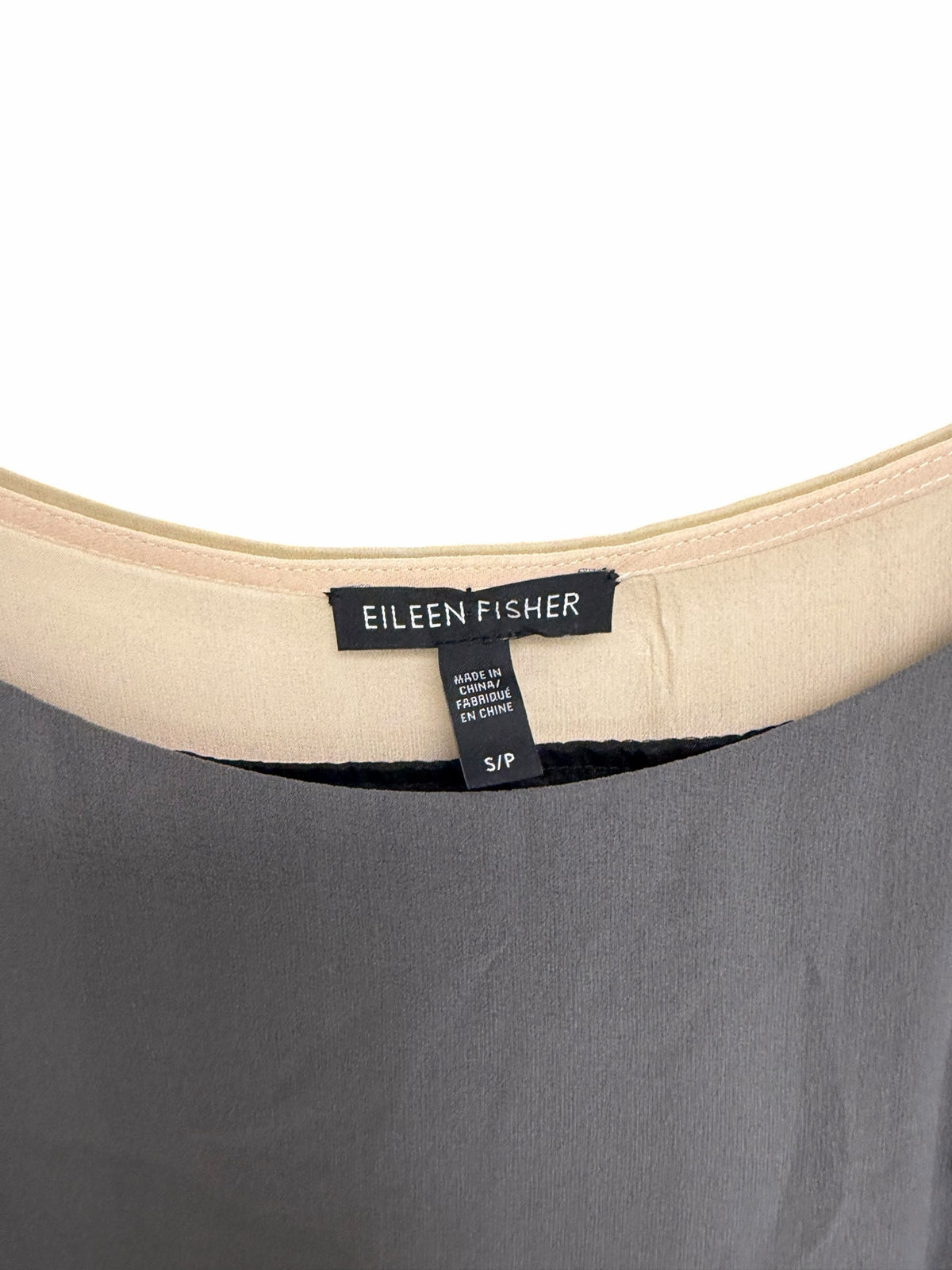 EILEEN FISHER CINDER SILKE DRAPE CAPED SHIFT DRESS SIZE SMALL