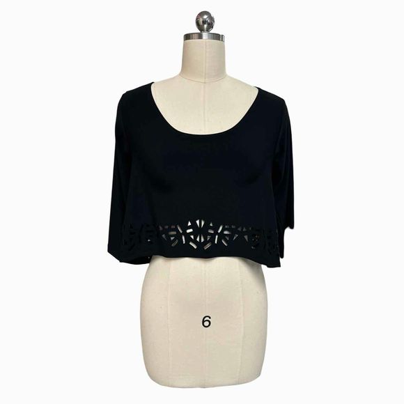 SYMPLI LASER CUT OUT SHORTY BLACK CROP TOP SIZE 4