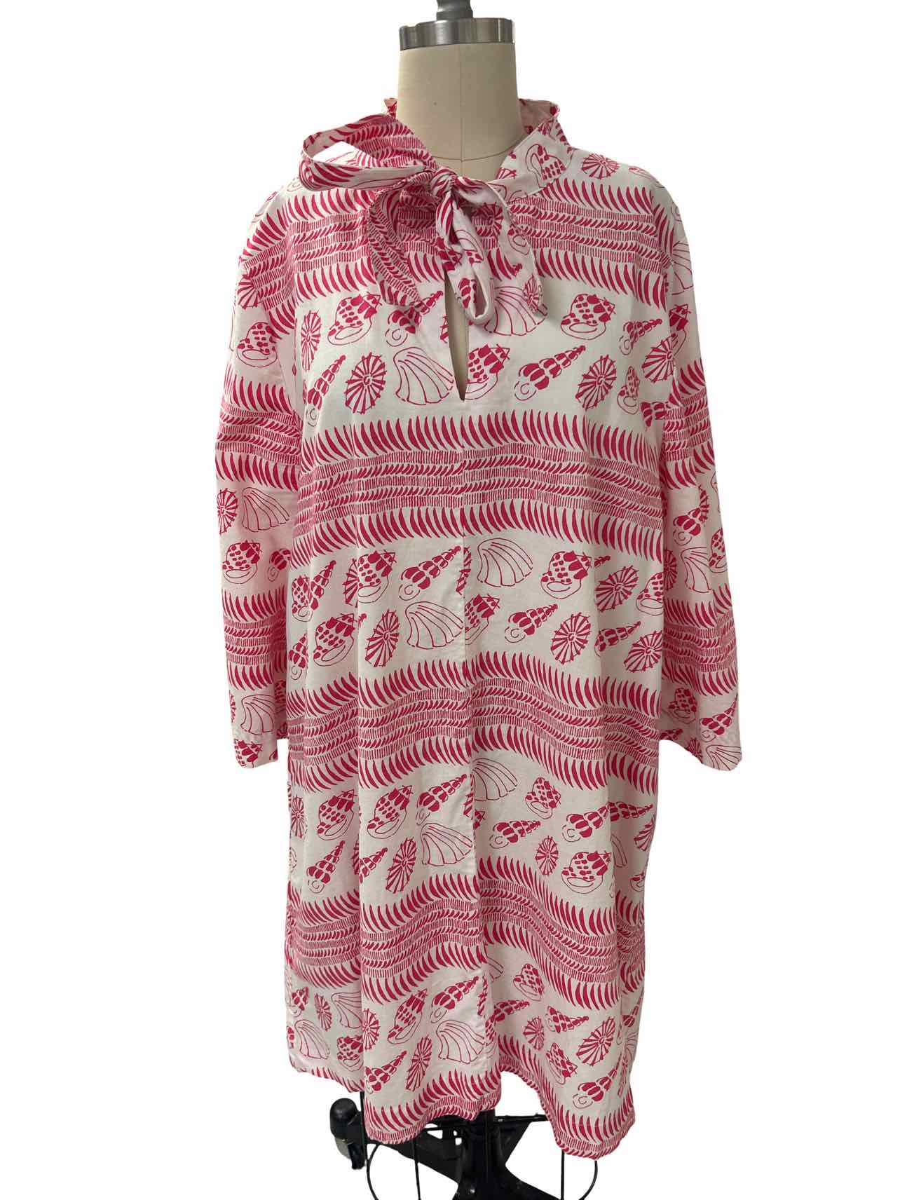 TUCKERNUCK PINK COQUILLES MARSEILLE CAFTAN BEACH DRESS SIZE: M