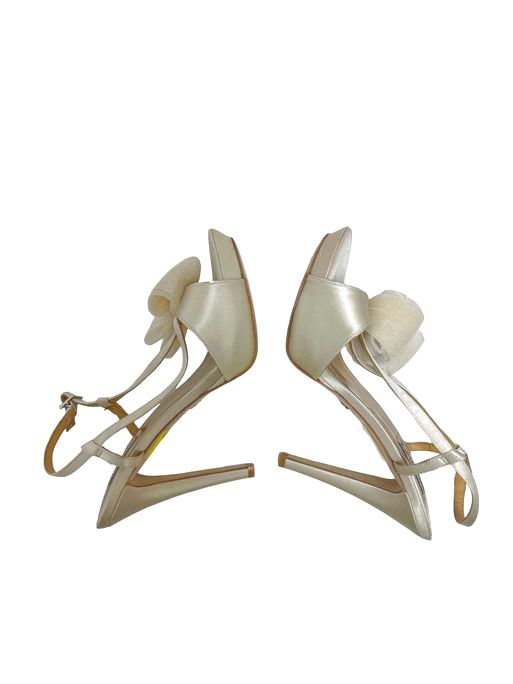 BADGLEY MISCHKA  XAVIER GOLD SATIN FORMAL HEELS TULLE BOW ACCENT SIZE 8.5
