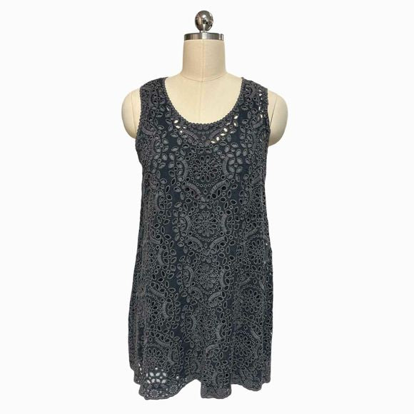 JOHNNY WAS EMBROIDERED EYELET SLEEVLESS TUNIC TOP